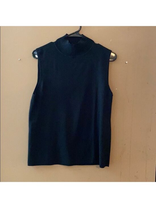 Chico's Tops - CHICOS BLACK SLEEVELESS MOCK SHIRT C